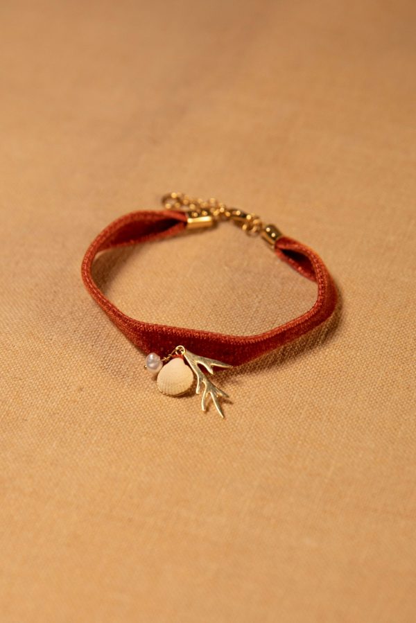 Bracelet #3 - Julie Blaive